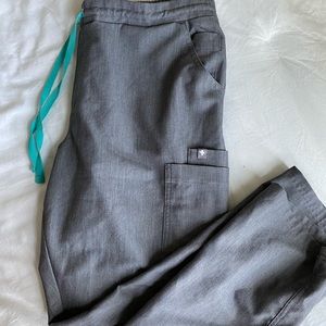 Figs Yola skinny scrub pants